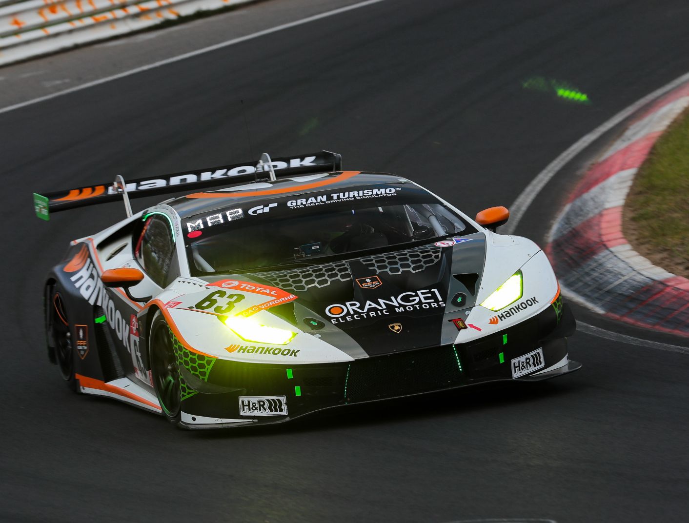 Hankook FFF Racing Team prend de précieux kilomètres avant les 24 heures du Nürburgring